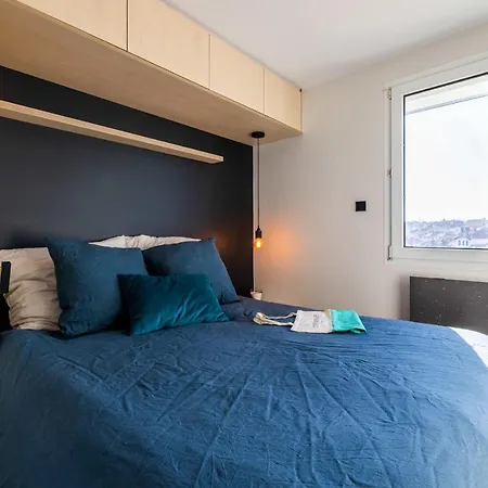 Skyline - Keyweek 23 Bedrooms Apt With Rooftop Sea View Parking 아파트 비아히쯔
